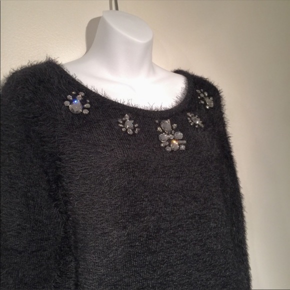 NY & Co // Soft Sweater Size Medium - Picture 3 of 8